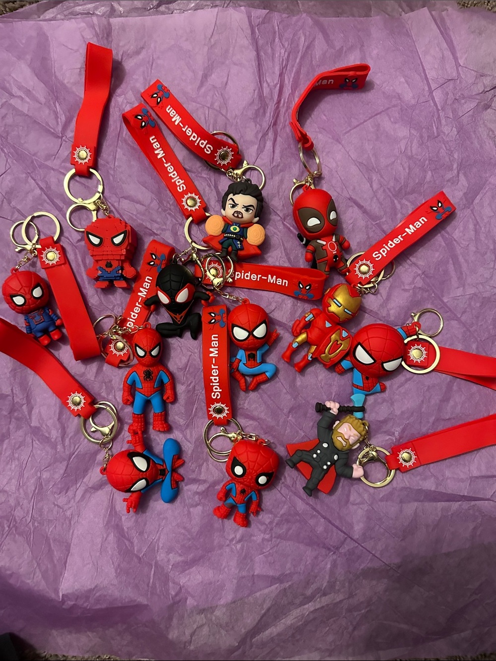 Spider-Man Red Kids Keychain set of 12